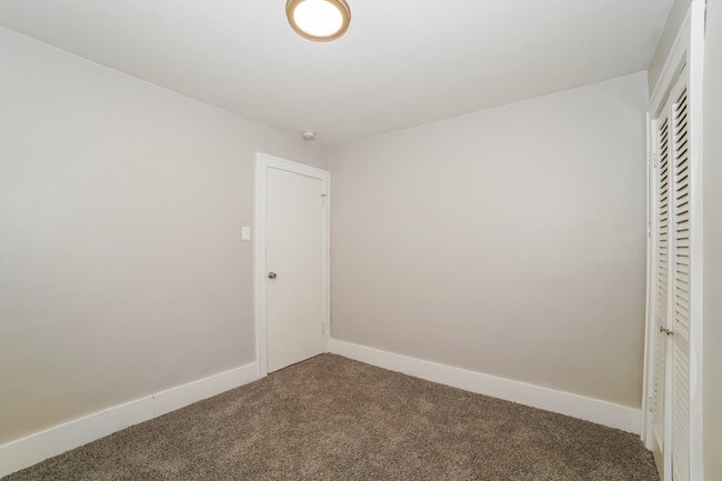Building Photo - 504 E Forrest Hill Ave