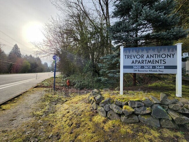 Primary Photo - 3648 SW Beaverton Hillsdale Hwy
