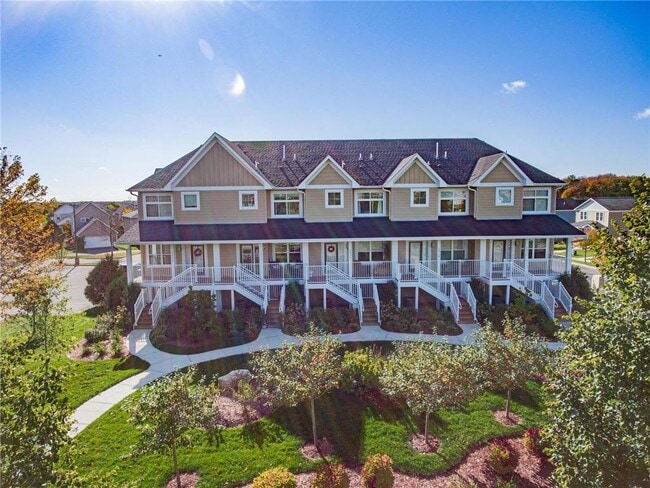 Building Photo - 2950 Clover Ridge Dr