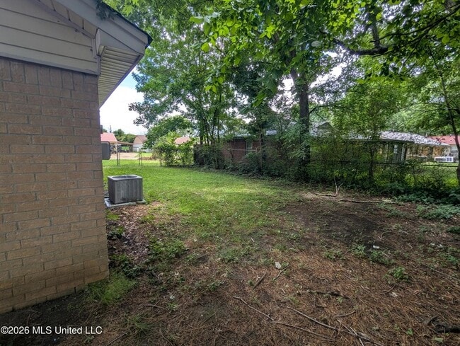 Building Photo - 2905 Brook Cove