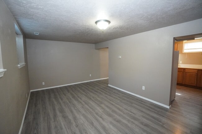 Building Photo - 2210 S Owyhee St