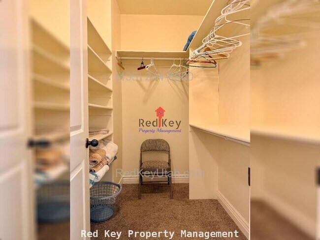 Building Photo - 739 Elk Meadow Loop