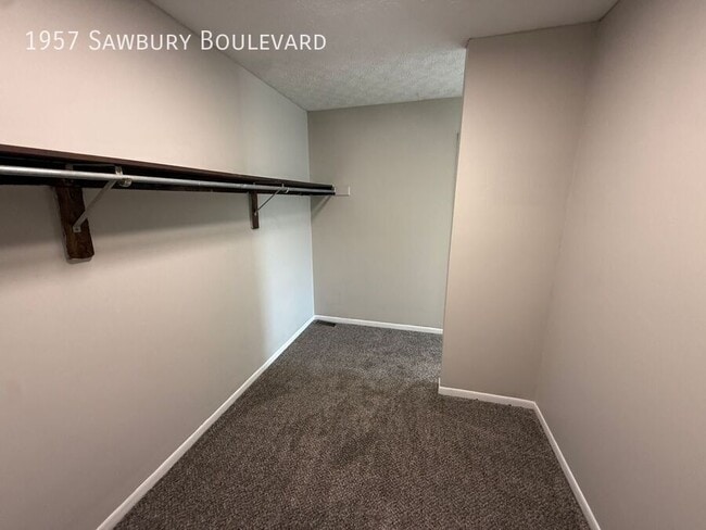 Building Photo - 1957 Sawbury Blvd