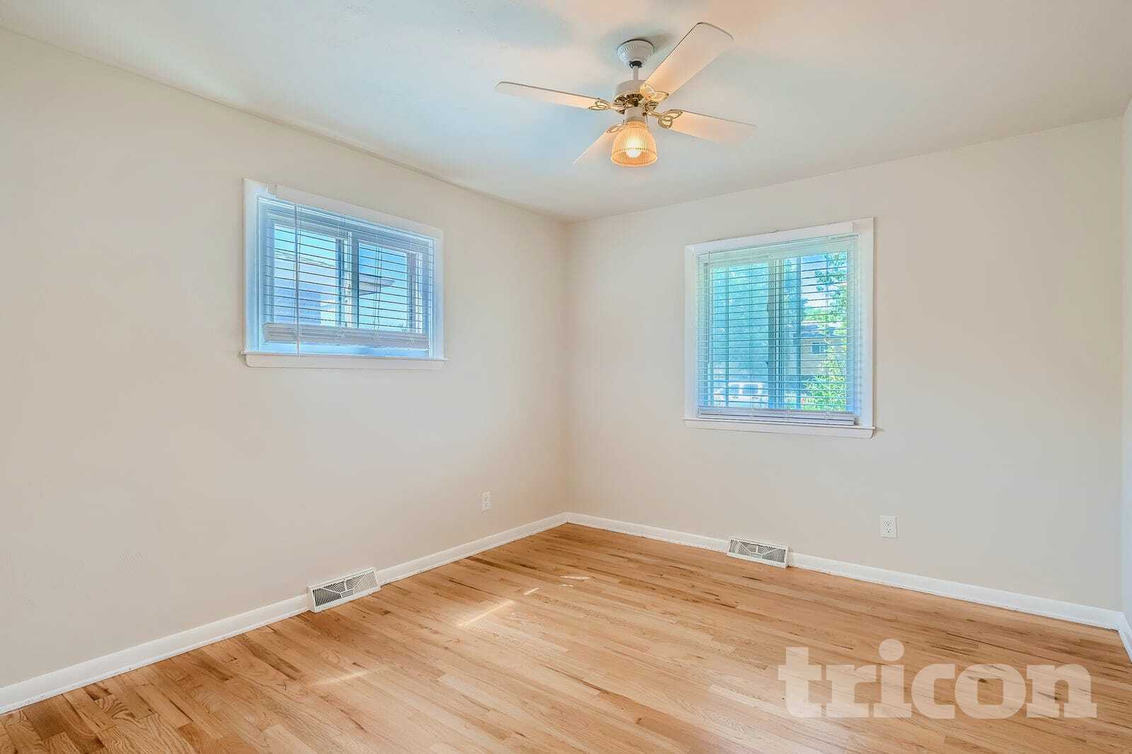 Building Photo - 432 28th Ave Ct