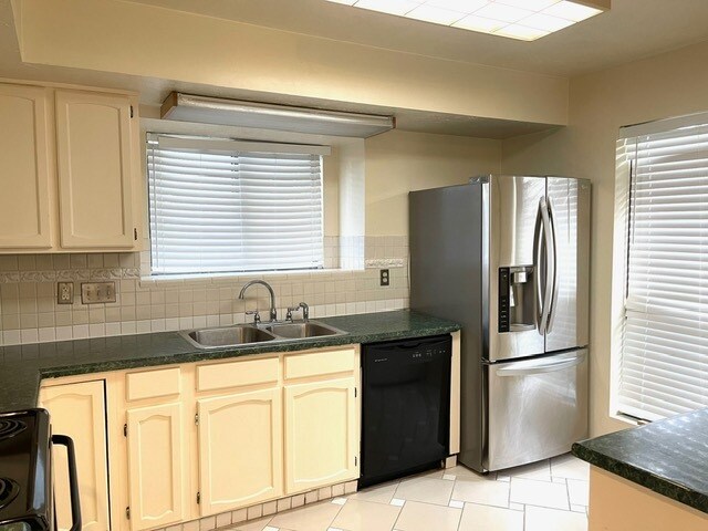 Building Photo - 6604 Belcamp Dr