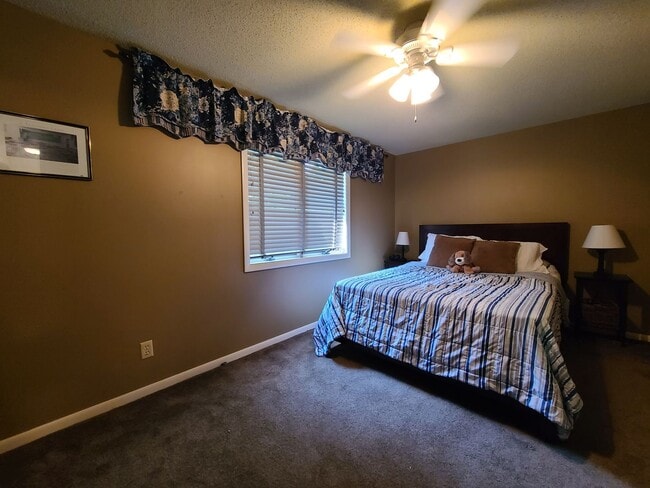 Building Photo - Fully Furnished 3-Bedroom Home – Pet Frien...