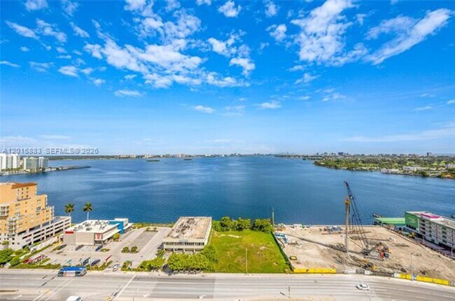 Building Photo - 7901 Hispanola Ave