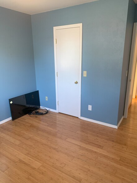Building Photo - 109 Lancashire Dr