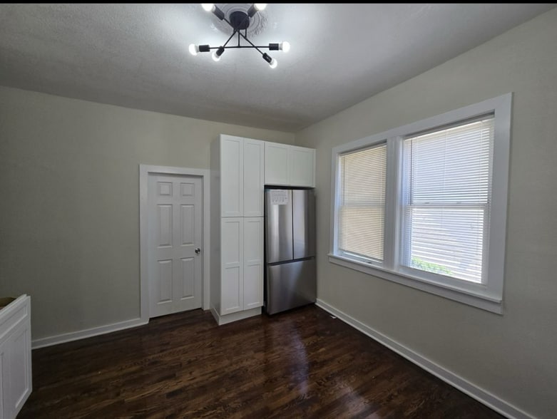 Building Photo - 1726 N Arlington Pl