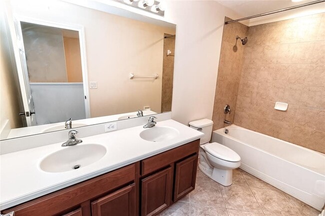 Building Photo - 11108 Belle Haven Dr