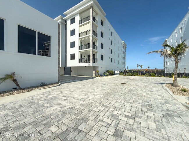Building Photo - 2765 N Hwy A1A