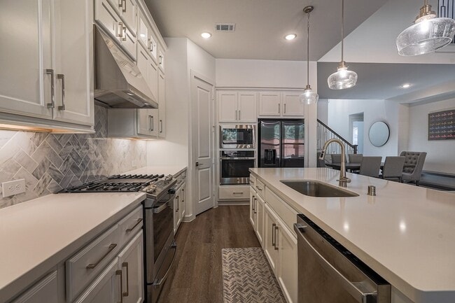 Building Photo - 662 Lost Maples Bend Ln