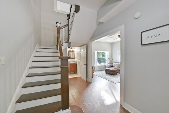 Building Photo - 3427 Avenue L