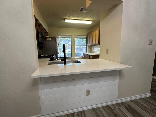Building Photo - 12212 Brigadoon Ln