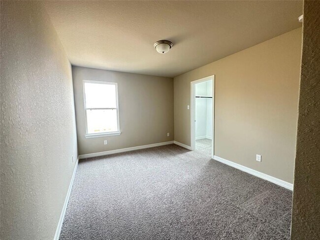 Building Photo - 7239 Grand Mason Dr
