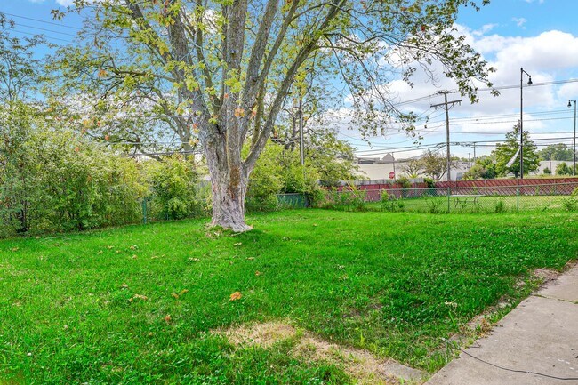 Building Photo - 22243 Karlov Ave