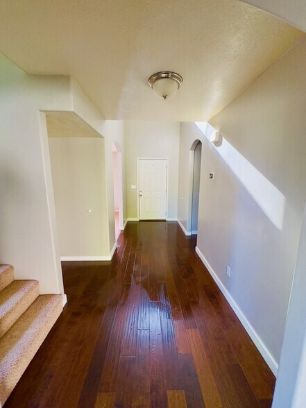 Building Photo - 1701 S 900 W
