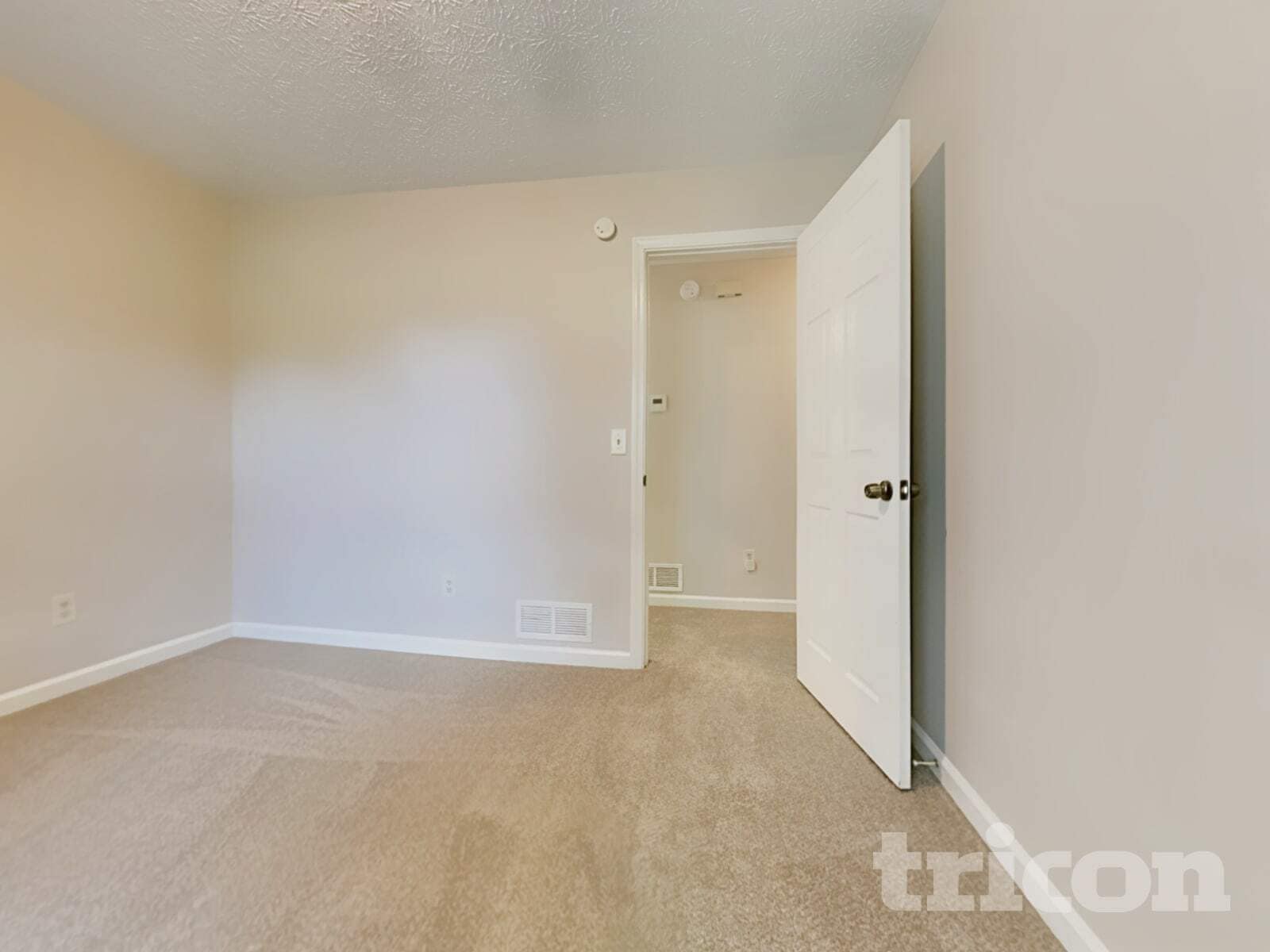 Building Photo - 160 Branchwood Dr