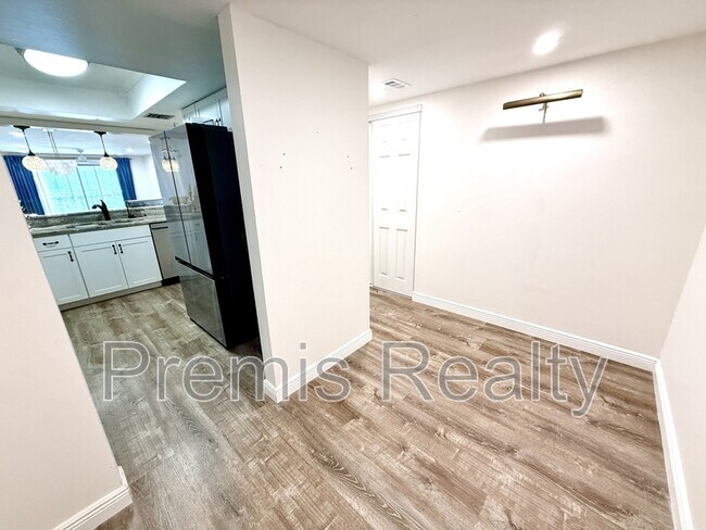 Building Photo - 90 S Highland Ave