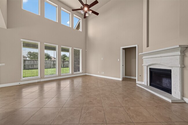 Building Photo - 27119 Naples Run Ln