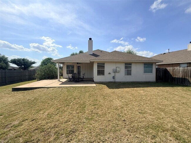 Building Photo - 428 River Crossing Trail