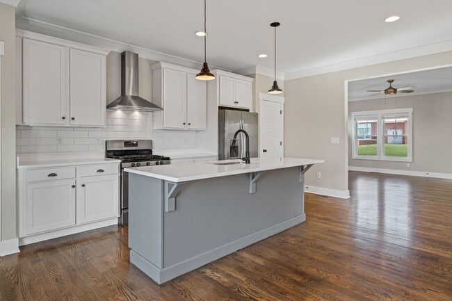 Building Photo - Beautiful North Nashville Home