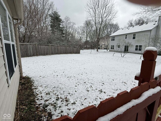 Building Photo - 8607 Longspur Ct