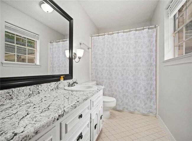 Building Photo - 7807 Yorkhaven Rd