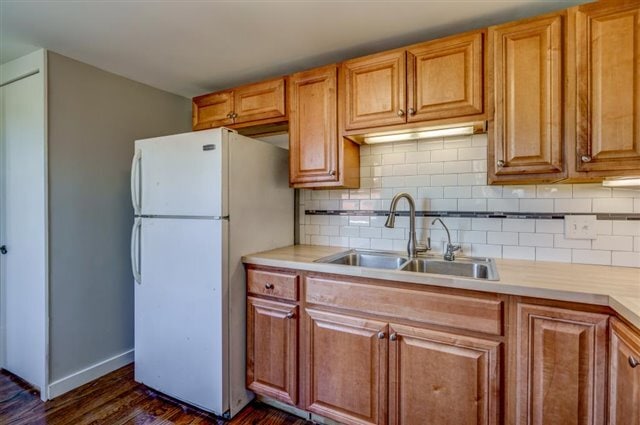 Building Photo - 1630 Patterson Ave SW