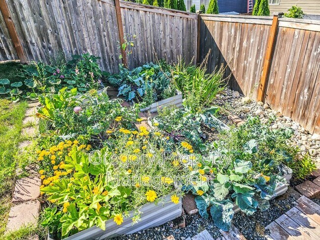 Building Photo - 619 202nd Pl SW