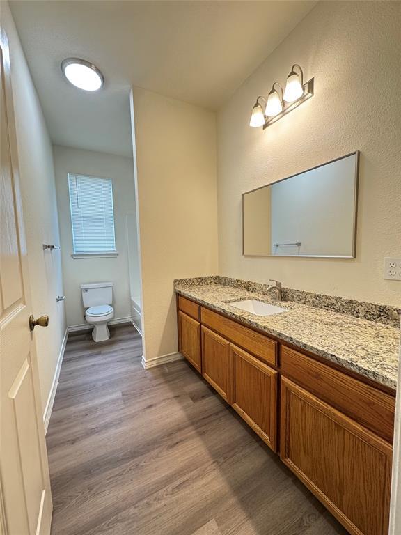 Building Photo - 220 Sandstone Dr