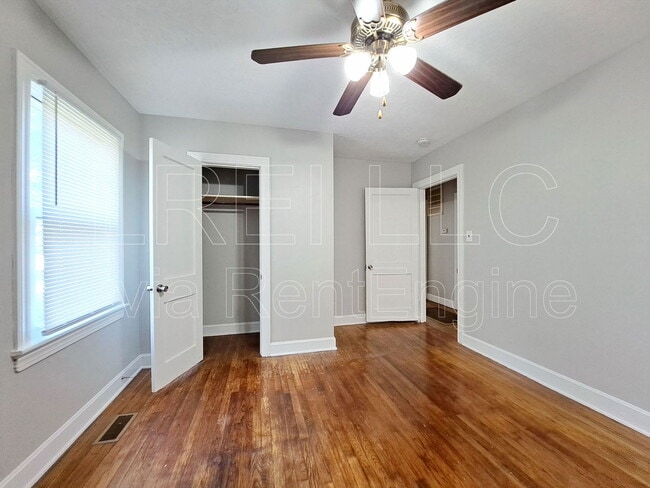 Building Photo - 401 N 42nd St