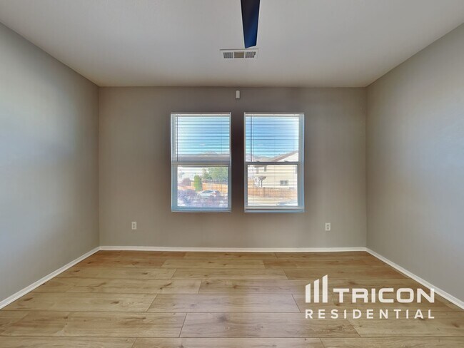 Building Photo - 9696 Canyon Meadows Drive Reno NV