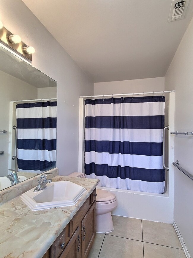 Building Photo - 108 Quail Valley Dr