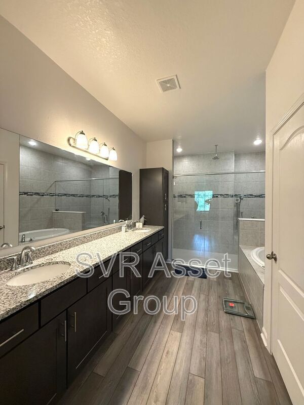Building Photo - 3248 Crocus Ln