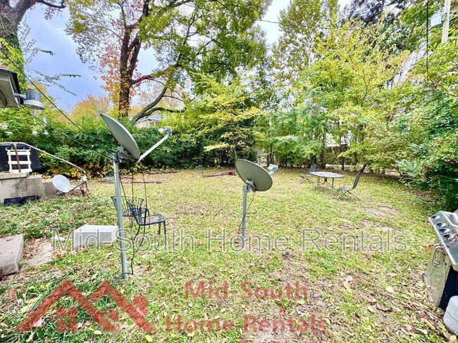 Building Photo - 1277 Carr Ave