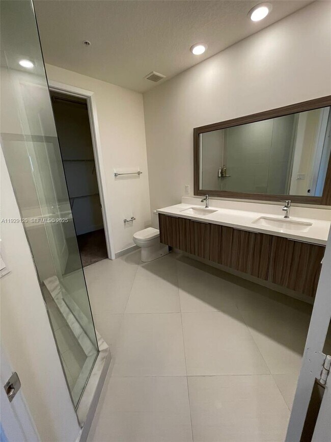 Building Photo - 6416 NW 102nd Ct