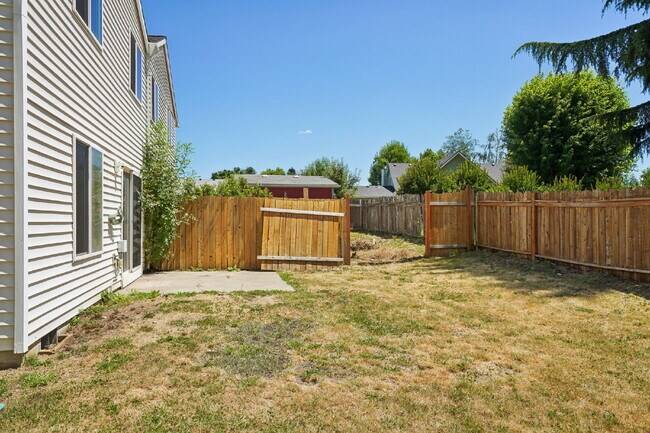 Building Photo - 2118 Baines Blvd