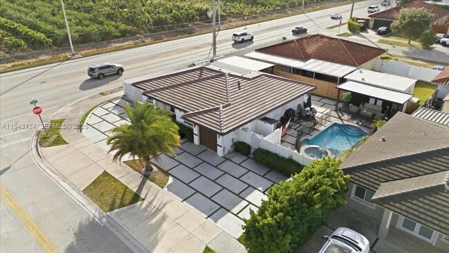 Building Photo - 18366 SW 139th Ct