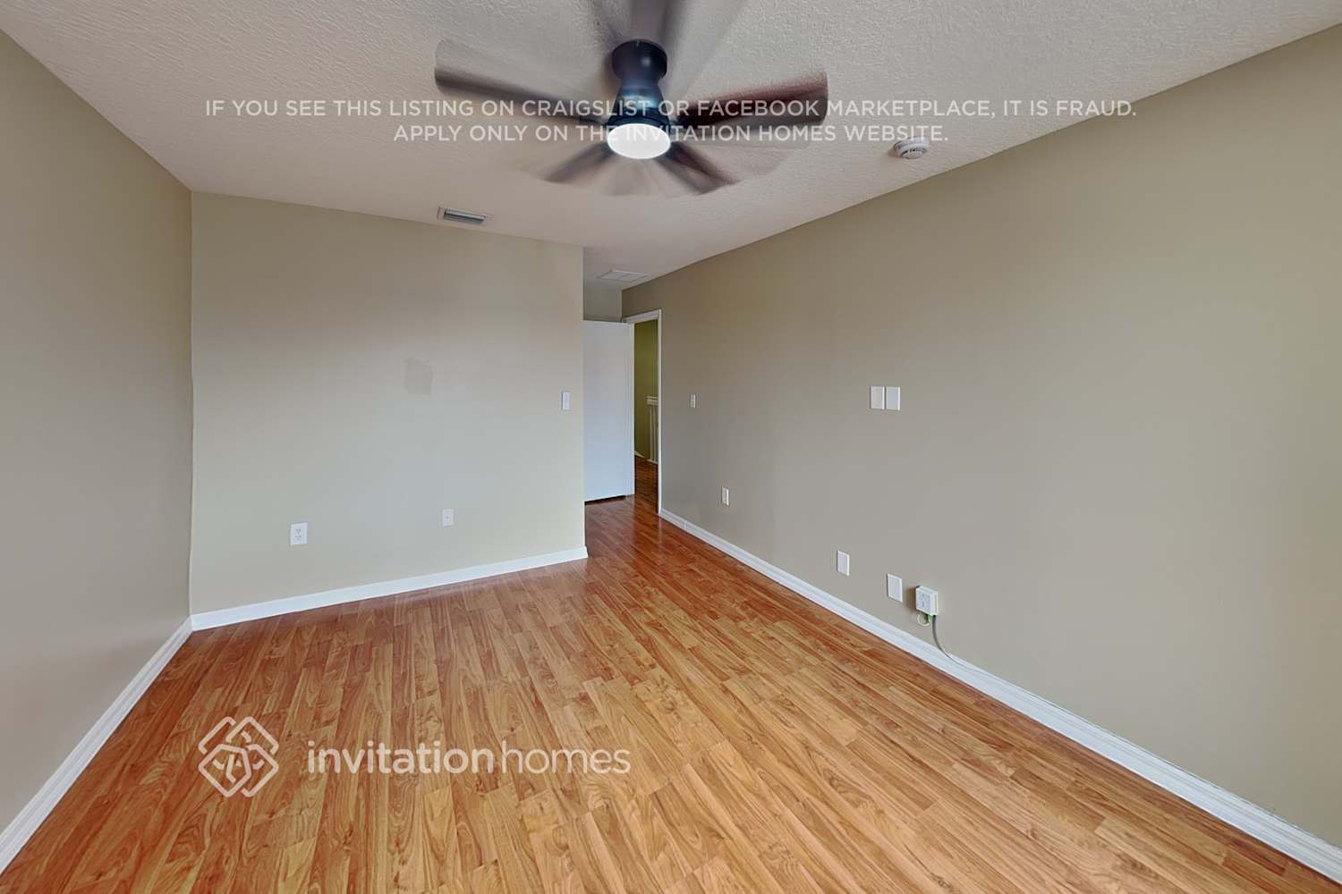 Building Photo - 5927 SW 163rd Ave