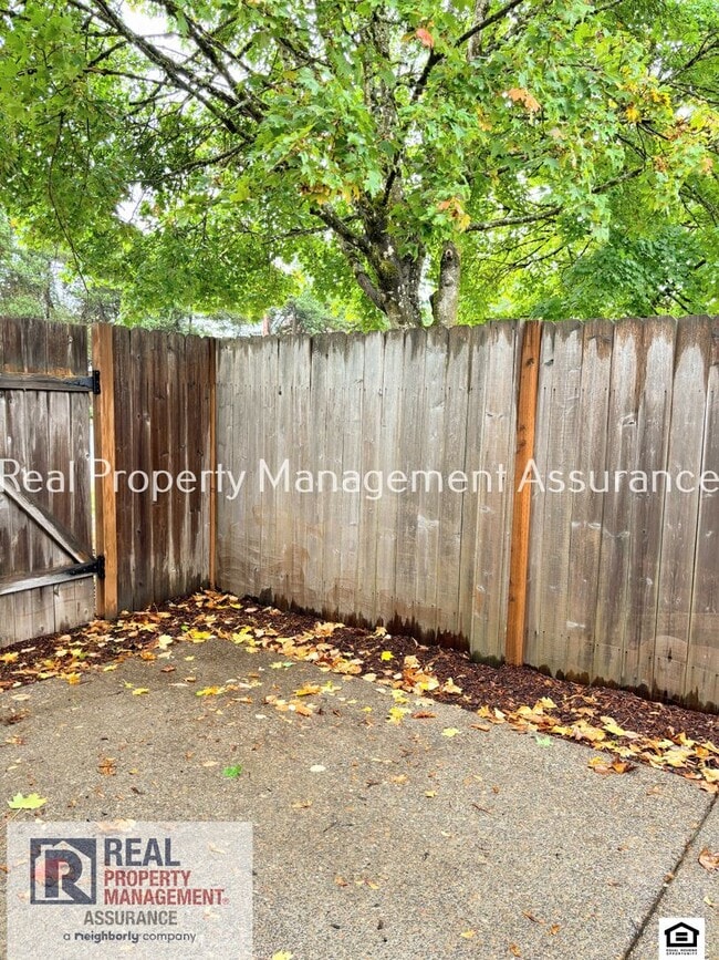 Building Photo - 14500 SW 6th St