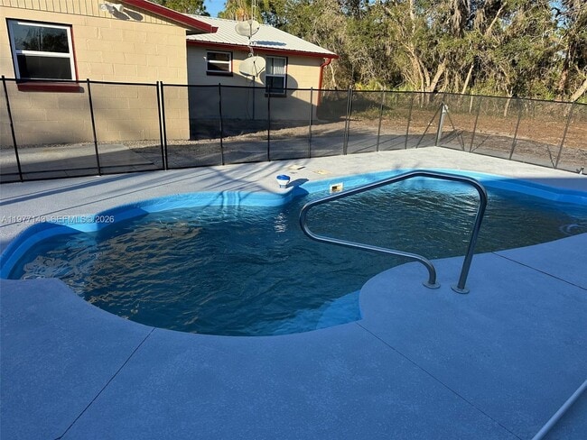 Building Photo - 3709 Grand Concourse