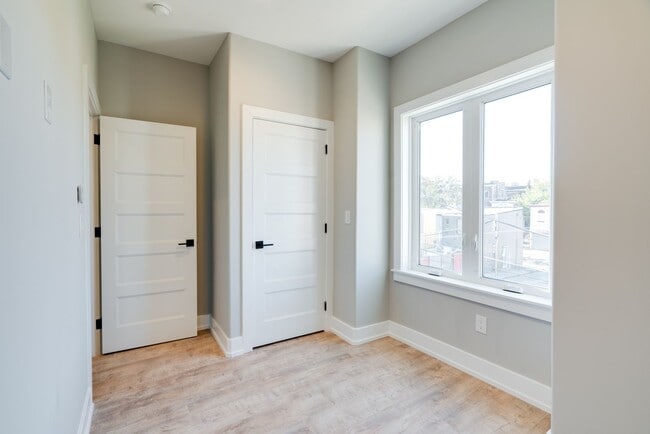 Building Photo - Stylish New Construction Near Fishtown