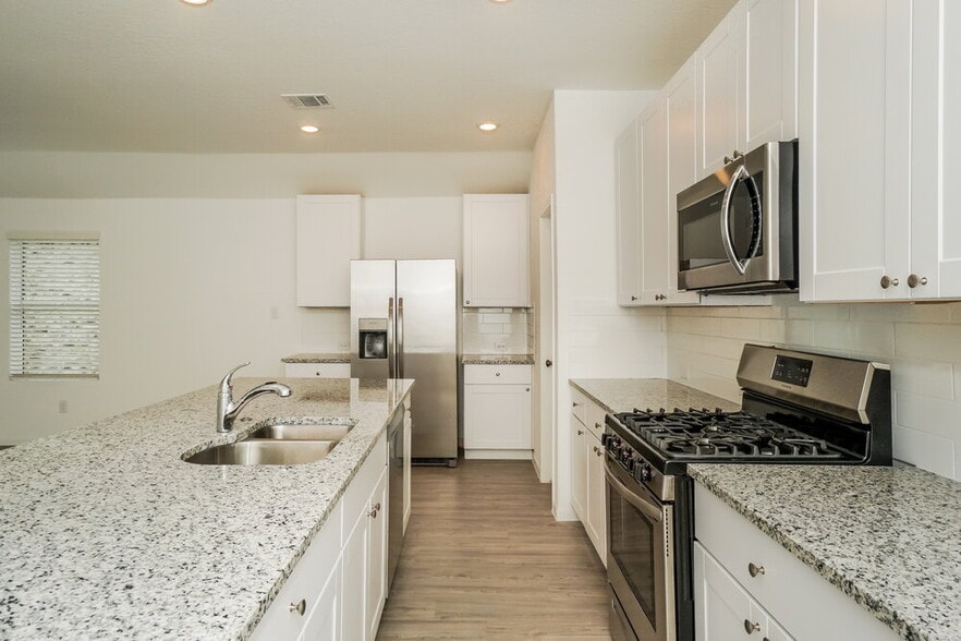Building Photo - 6608 Brandy Path