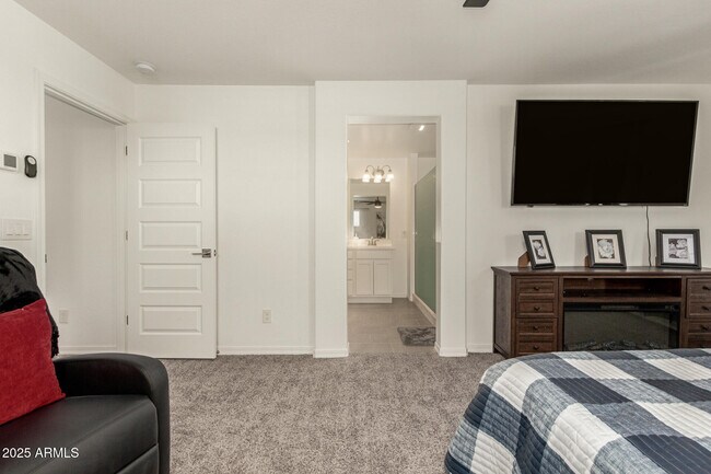 Building Photo - 14236 W Buckskin Trl