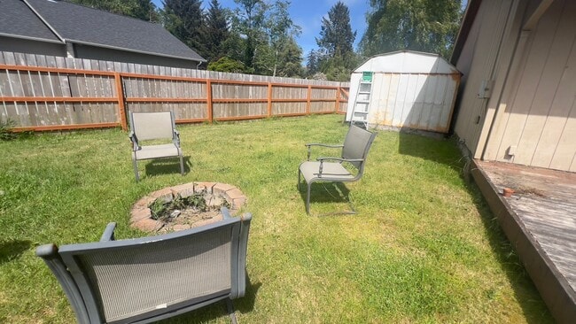 Building Photo - 91692 Smith Lake Rd