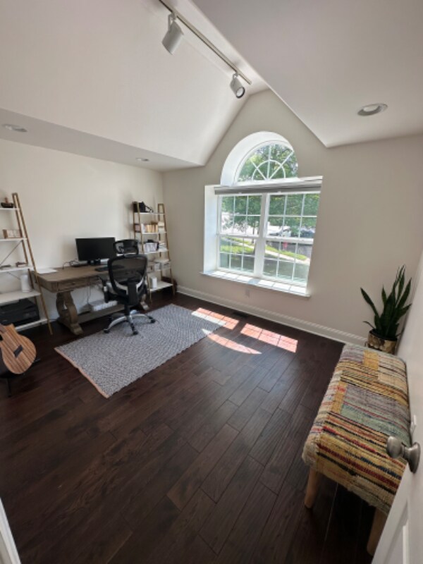 Building Photo - 106 Ava Ct