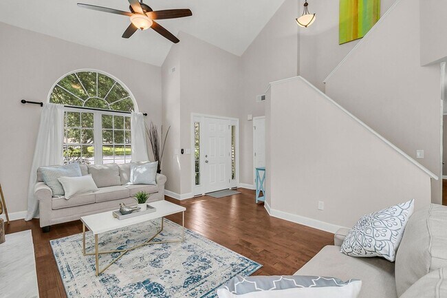 Building Photo - 339 Mt Royall Dr