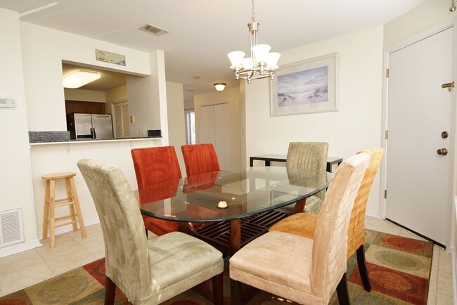 Building Photo - First Floor Condo in Bluewater Bay