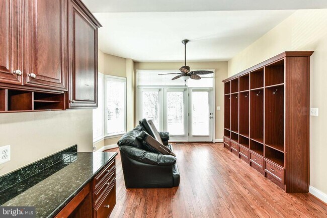 Building Photo - 2875 Star Opal Dr